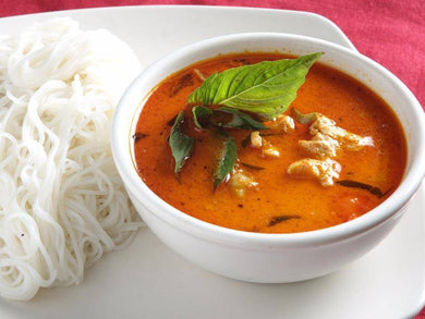 Thai Street-Style Red Curry Chicken with Thin Noodles